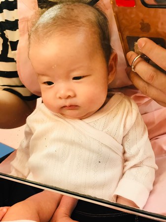 鏡子裡的寶貝