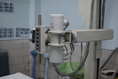 移動式X光機