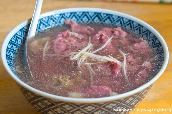 【台南國華街美食推薦】阿松割包.蝦仁肉圓.邱家小卷米粉.永樂牛肉湯.富盛號碗粿.台南永樂市場美食推薦.