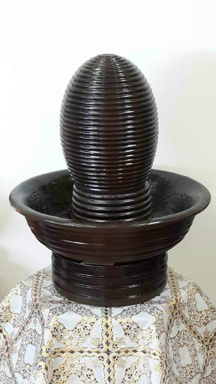 編號222黑色    高45cm   寬39cm