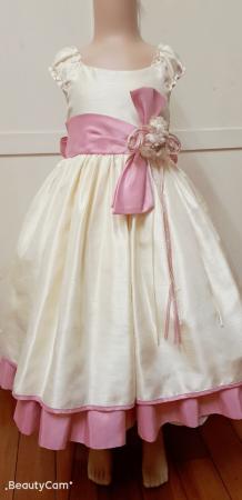 Keedie house兒童禮服出租/攝影造型/走秀表演/畢業造型/花童服出租~粉紅浪漫卡肩禮服100公分