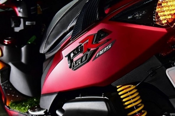 TIGRA 150 / ABS(迷霧紅(V5) 消光色)