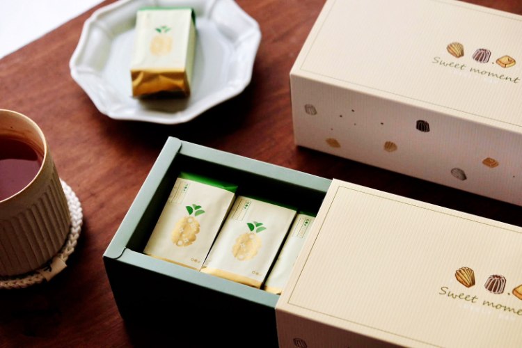 金磚土鳳梨酥10入裝禮盒