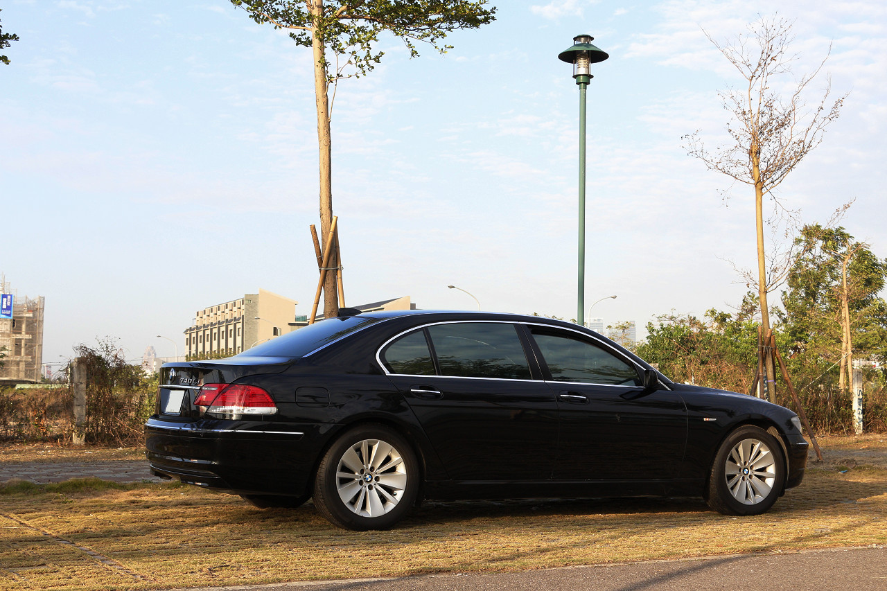 BMW 740  豪華旗艦房車標竿