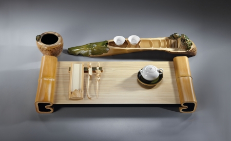 荷蛙戲水