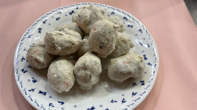 蔬菜五味魚丸/半斤/300公克(冷凍)
