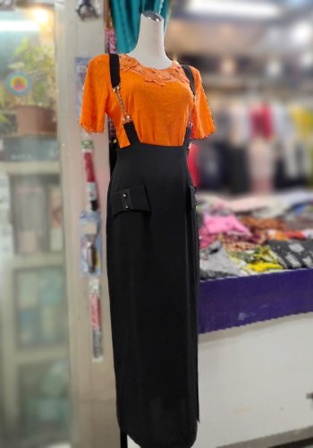 77攤ㄧ服飾百貨(上衣+長褲)一組